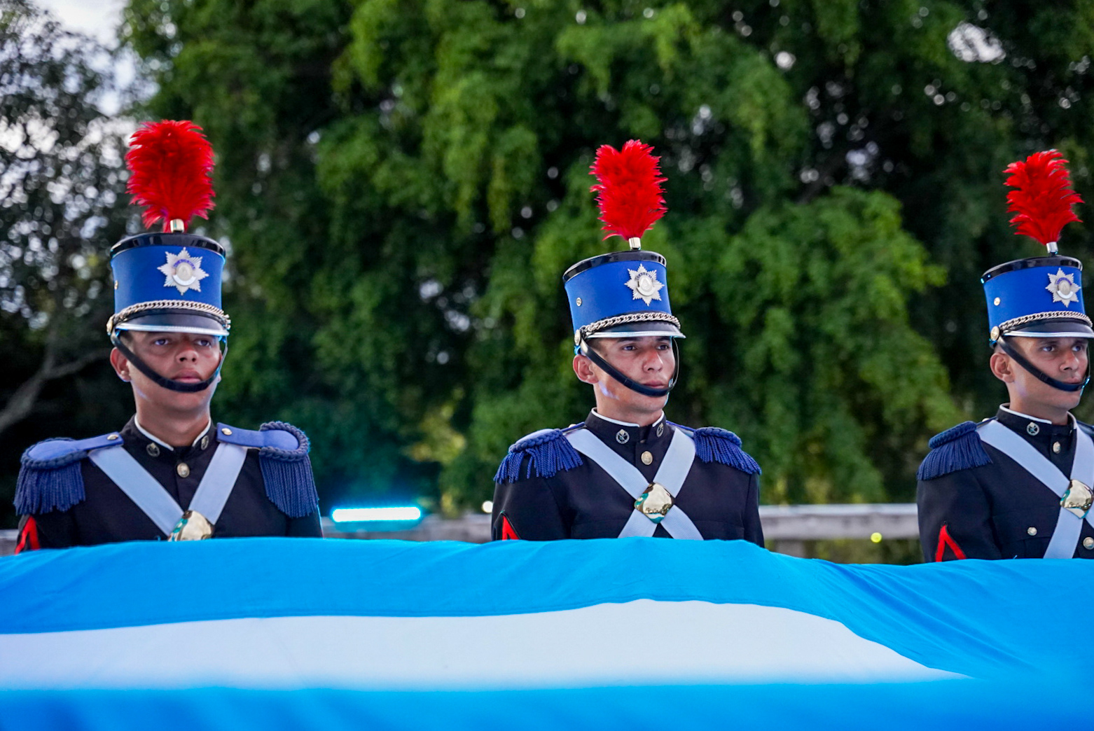 Izada Bandera Nacional Cerro Juana Laínez