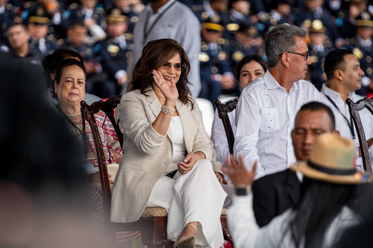 Ministra de Defensa Nacional, Rixi Moncada, en actos del 15 de septiembre