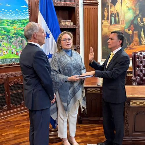 Juramentación Secretario de Defensa Nacional