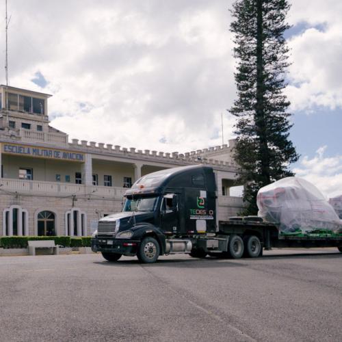 Llegada de helicópteros a la base HAM